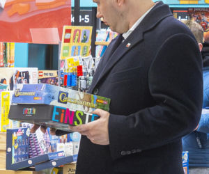 Sławomir Mentzen na zakupach w galerii