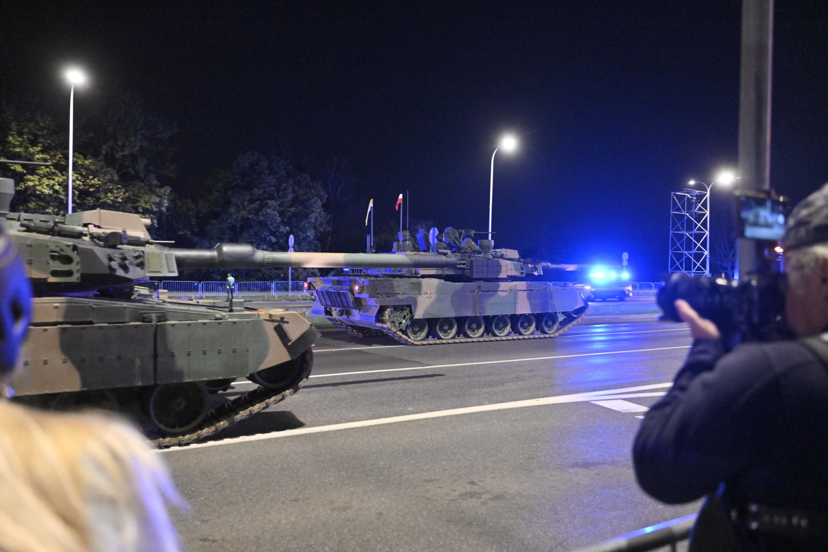 Nocna próba defilady wojskowej w Warszawie 2