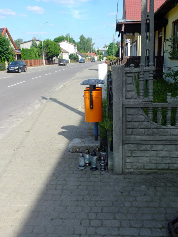 Libacja na skwerku przerodziła się w dramat. Nie żyje 25-letni Krystian. Jego kolega zrobił coś głupiego