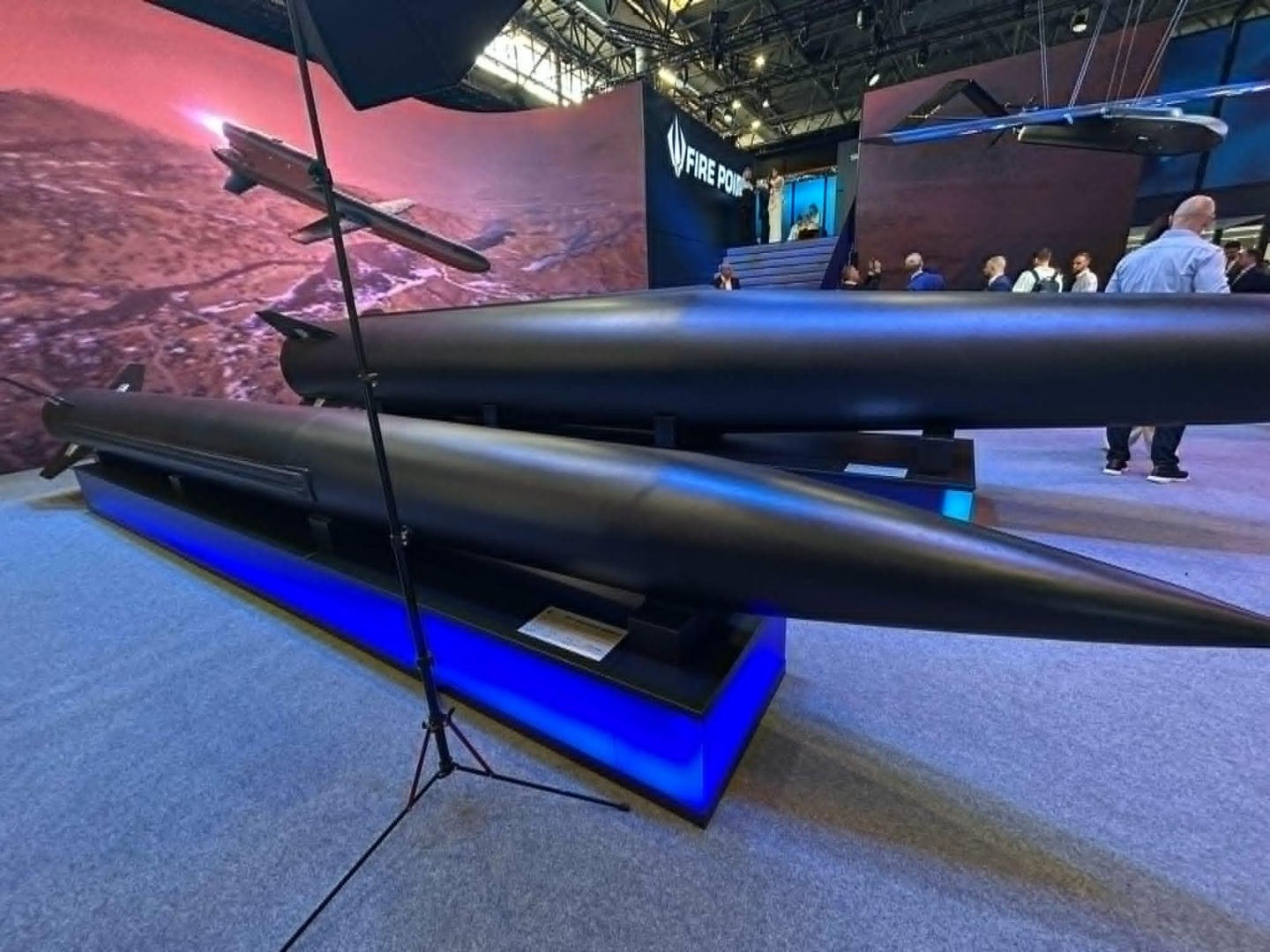 FP-5 „Flamingo” i makiety rakiet FP-7 oraz FP-9