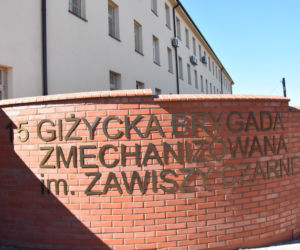 OFICEROWIE WOJSKA POLSKIEGO POBILI POLICJANTÓW.