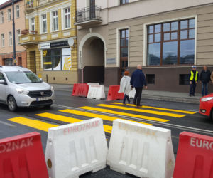 Przejście na dziko na ulicy Focha. Kiedyś dojdzie tu do tragedii