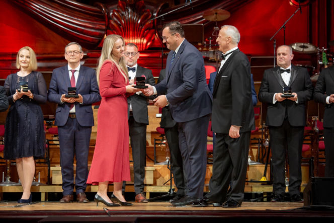 Aneta Miller, Przedsiębiorstwo Produkcyjno-Usługowe PLASTIMET