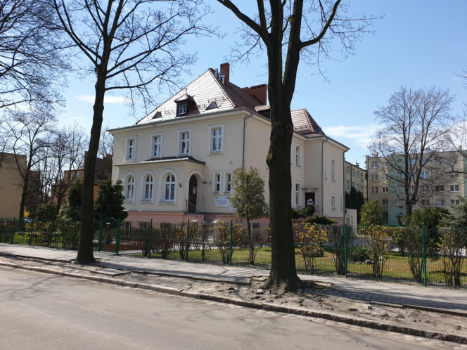 To miasto na Śląsku zachwyca perłami architektury. Zabytkowe osiedla robią wrażenie!