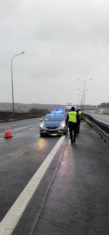 Trudne warunki na wielkopolskich drogach. Poważny wypadek na drodze S5