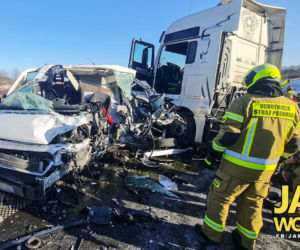 Tragiczny wypadek na obwodnicy Bolkowa. jedna osoba nie żyje 