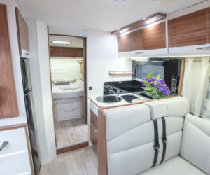 Kampery na targach Poznań Motor Show 2019