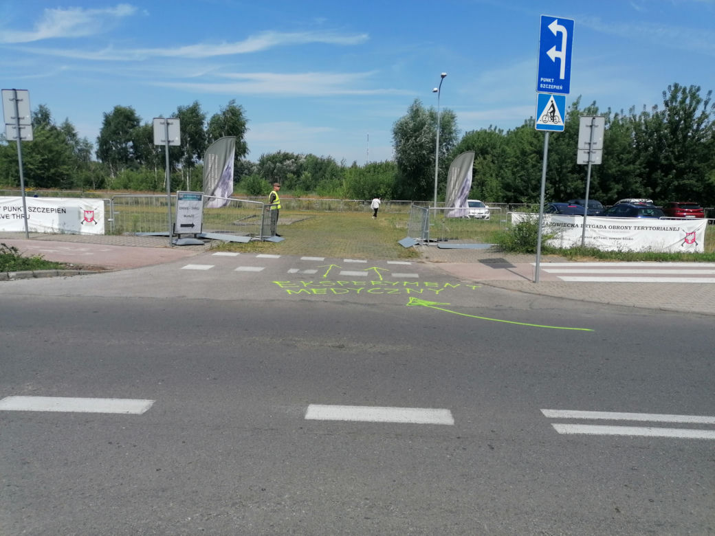 Punkt wymazów drive thru na Dębowej kończy swoją prace