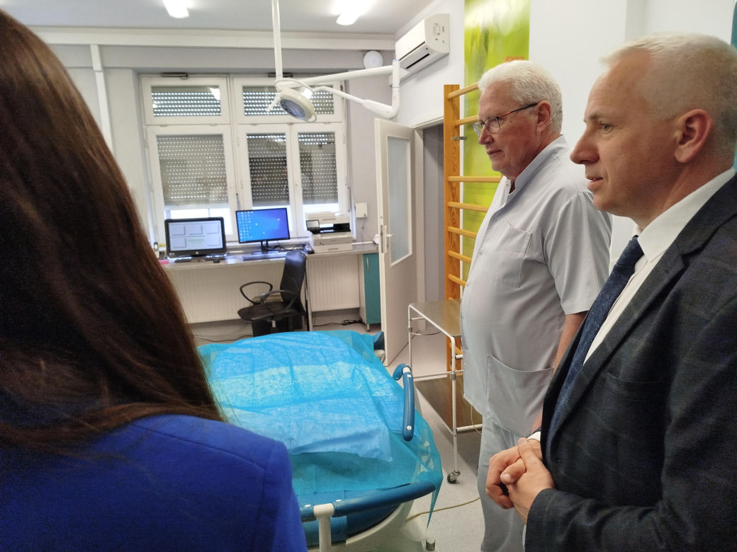 Umowa na przekazanie dotacji na zakup nowego sprzętu dla Szpitala Miejskiego w Siedlcach została podpisana 28 kwietnia