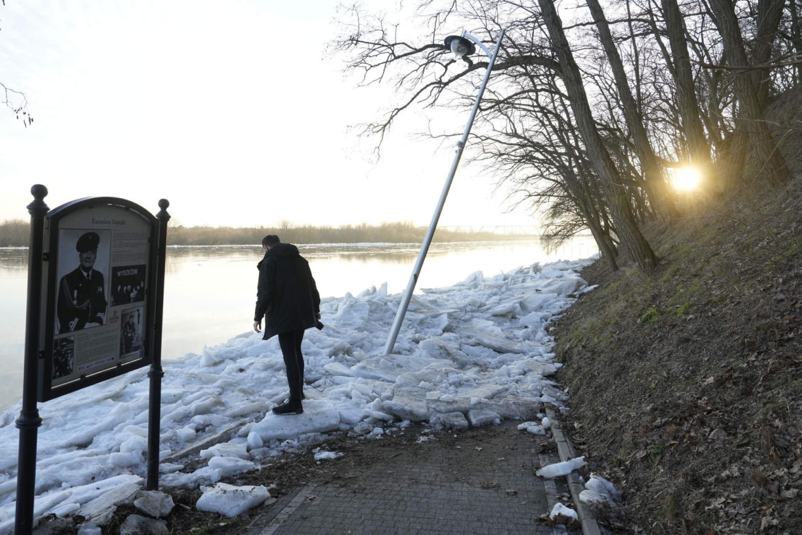 Wojsko wkroczyło do akcji. Walka z powodzią pod Wyszkowem