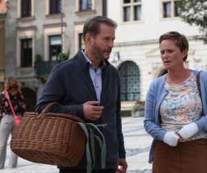 Ojciec Mateusz sezon 24, odc. 306: ojciec Mateusz (Artur Żmijewski), Natalia (Kinga Preis)