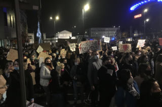 Strajk kobiet w Sosnowcu. Tłumy na ulicach! Wsparcie karetek, medyków i taksówkarzy [ZDJĘCIA, WIDEO]