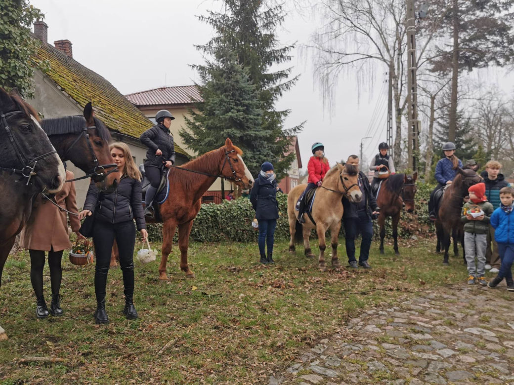 Święconka na koniach w Szczecinie