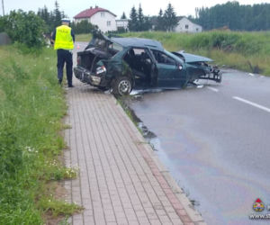 Szla. Z potworną mocą uderzył w betonowy przepust! NIE ŻYJE 21-latek!