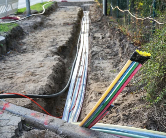 Światłowód jak prąd i woda. Jest nowy obowiązek dla każdego