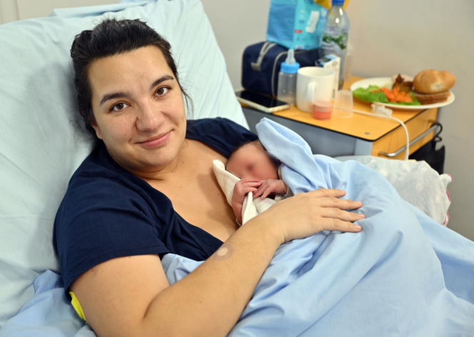 Pan Grzegorz to pierwszy położny w Polsce! Zdradza, jak oszukał system, by pomagać rodzącym kobietom