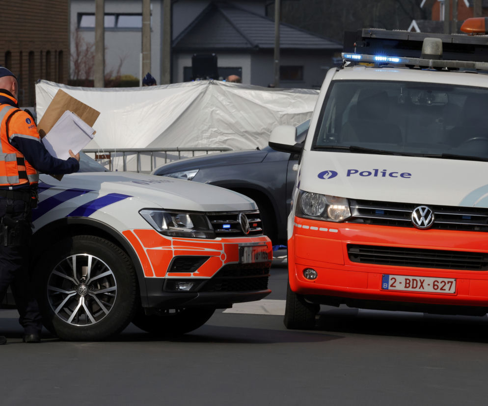 Belgia. Rozpędzony samochód wjechał w widzów parady. Zginęło 6 osób, w tym dziecko