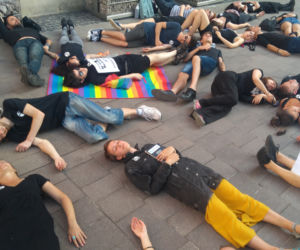 Wymieranie. Protest przed Urzędem Miasta