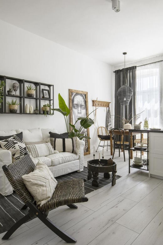Przytulny salon w bloku. Jak urządzić niewielką przestrzeń?