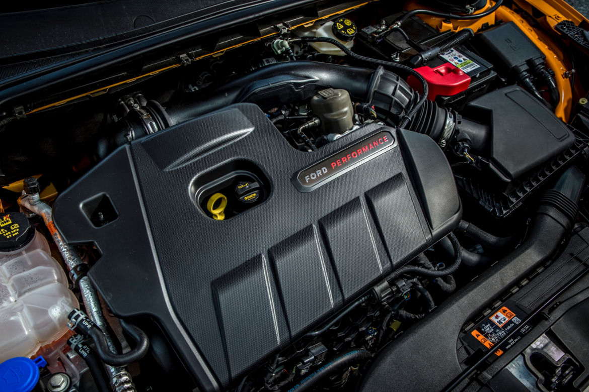 Ford Focus ST 2.3 EcoBoost 280 KM