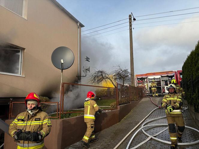 Potężny wybuch wstrząsnął spokojną ulicą Kwiatową w Chełmnie. Rodzice próbowali ratować syna