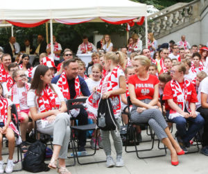 Para prezydencka ogląda mazc Polska - Senegal