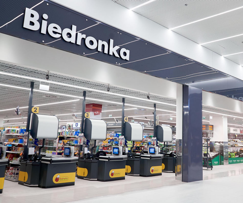 Testy na koronawirusa w Biedronce to fuszerka? Lekarz: Stanowczo odradzam
