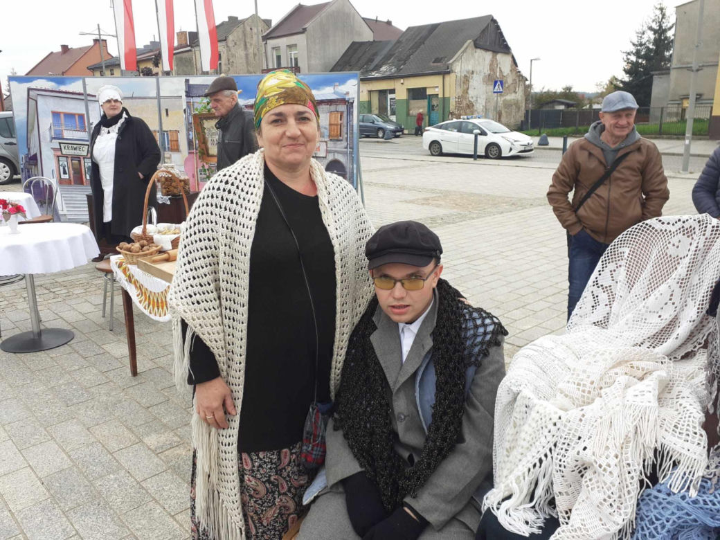 Polsko - żydowskie wesele na starachowickim Rynku - „Wierzbnickie meżaliany”
