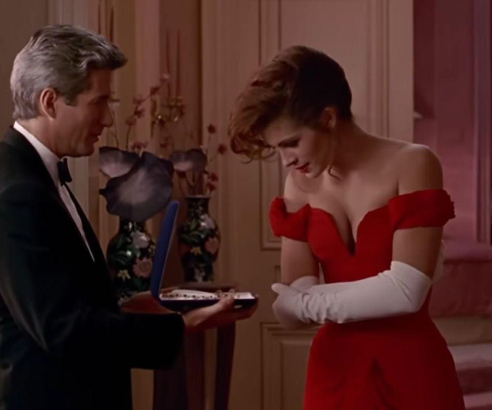 Julia Roberts i Richard Gere w słynnej scenie z Pretty Woman. O kulisach żartu na planie przeczytasz na EskaRock.
