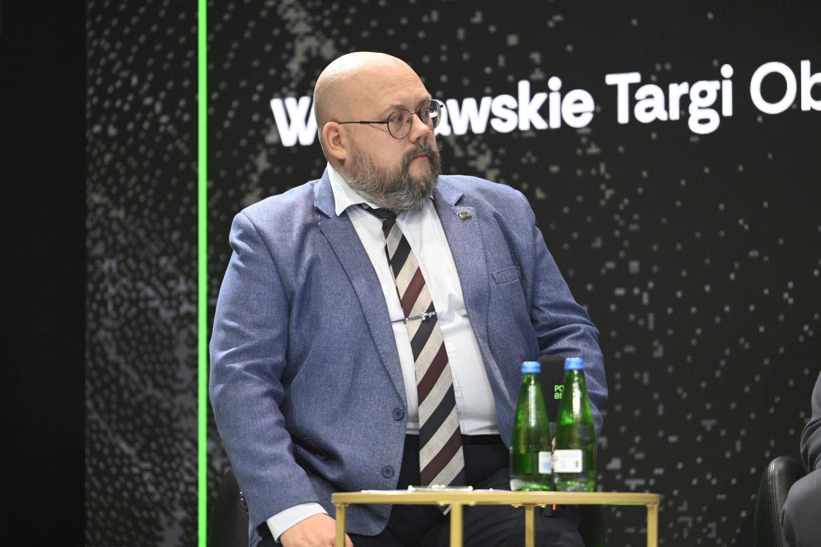 Warszawskie Targi Obronne. Scena Biała. Śmigłowiec przyszłości. Od pola walki po akcje ratownicze. Jak projektować i wybierać śmigłowce do najbardziej wymagających operacji?