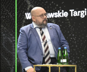 Warszawskie Targi Obronne. Scena Biała. Śmigłowiec przyszłości. Od pola walki po akcje ratownicze. Jak projektować i wybierać śmigłowce do najbardziej wymagających operacji?