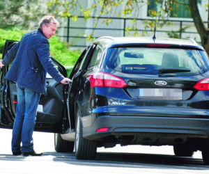 Ryszard Tarasiewicz / trener Zawisza Bydgoszcz / Ford Focus kombi