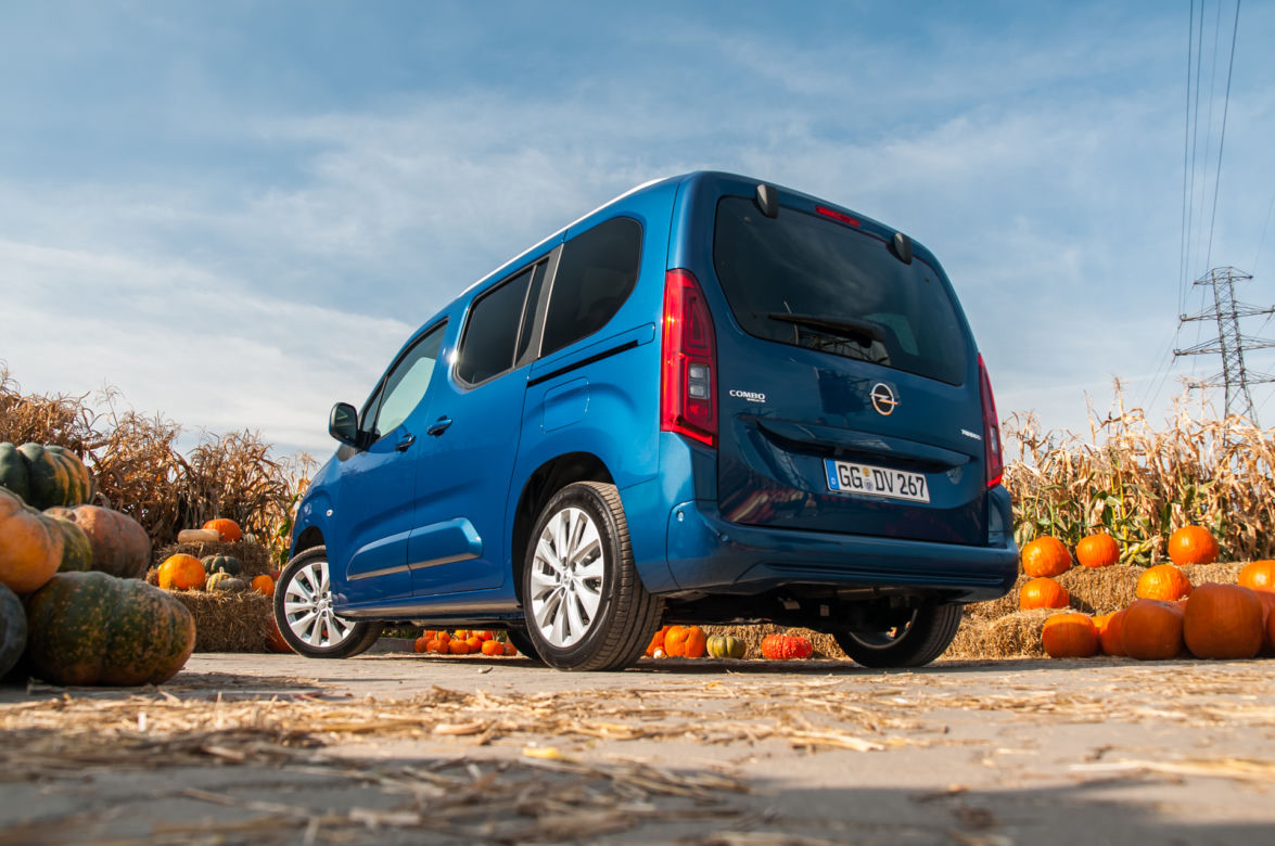 Opel Combo Life 1.5 diesel 131 KM M6
