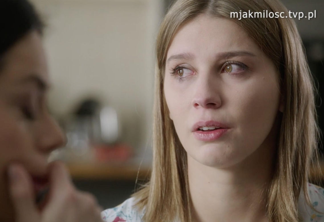 M jak miłość odcinek 1803. Kasia (Paulina Lasota), Justyna (Magdalena Wieczorek)