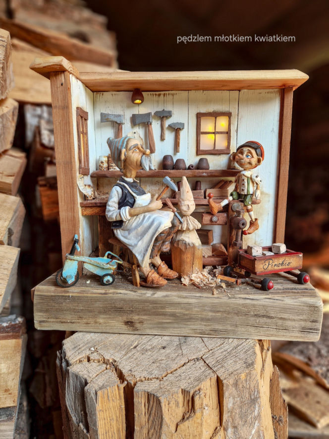 "Pędzlem, młotkiem, kwiatkiem" - bajkowe dzieła Kasi