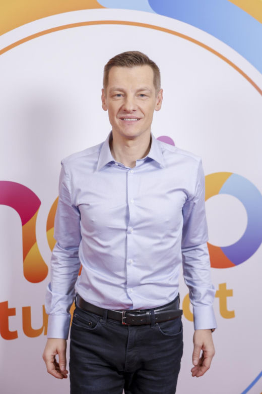 Tak Marcin Mroczek zareagował na plotki na temat rozwodu. Stanowcza reakcja aktora "M jak miłość" 