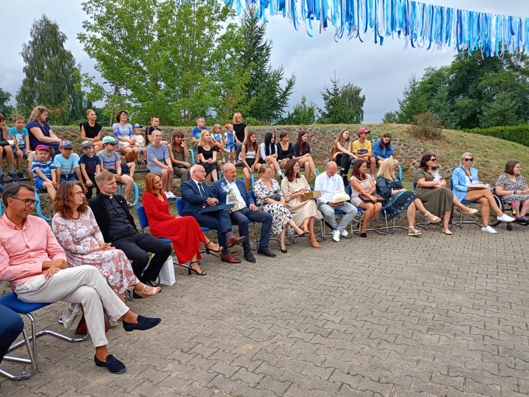 Jubileusz 25-lecia siedleckiej SOS Wioski Dziecięcej był okazją do wspólnej zabawy i wręczenia prezentów i pamiątek dla osób zaangażowanych w program