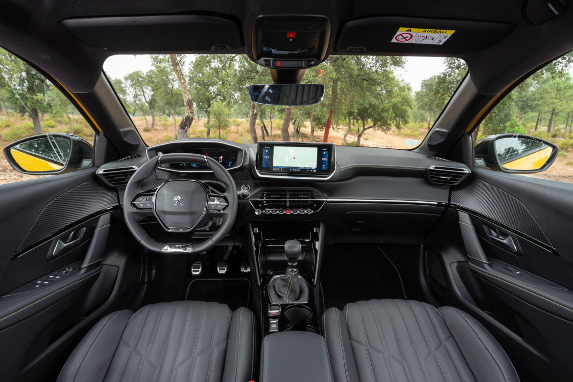 Peugeot 208 - wnętrze