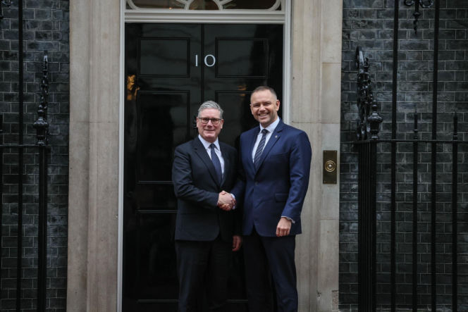 Karol Nawrocki, Keir Starmer