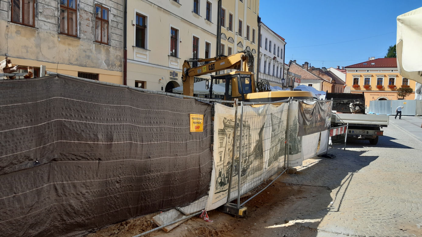 Remont Rynku w Tarnowie przedłuża się