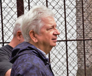 Mały Zgon. Ekipa filmowa z Juliuszem Machulskim w byłym areszcie w Bartoszycach