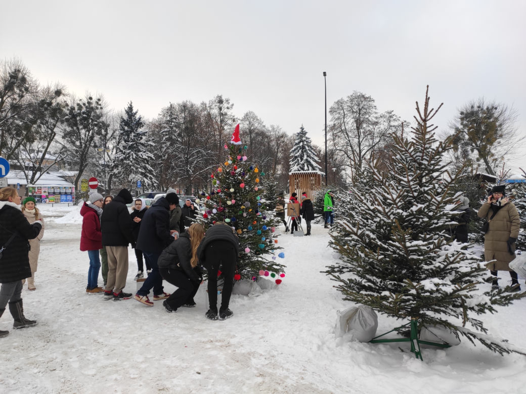 Konkurs na najładniej udekorowaną choinkę