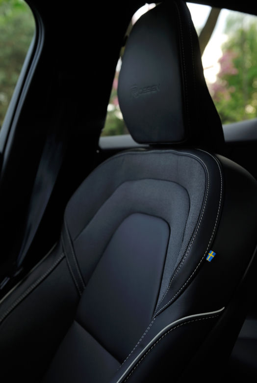 Volvo S60 T5 R Design First Edition