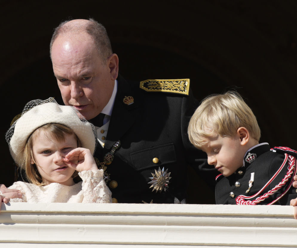 Albert, książę Monaco z dziećmi, Jacques i Gabriella