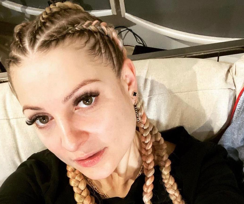 Magda Narożna chwali się nowym kawałkiem. Fani pytają: dlaczego inaczej brzmisz na żywo