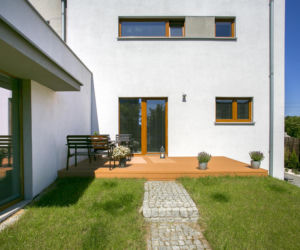 Dom kostka z lat 50. po przebudowie