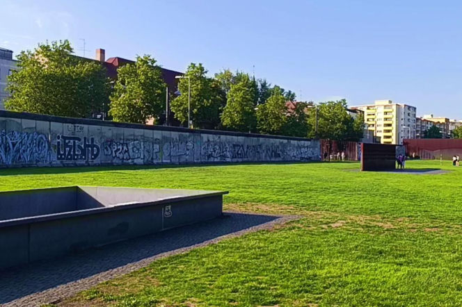 65 lat temu powstał Mur Berliński