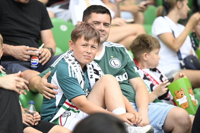 Legia Warszawa - Zagłębie Lubin: Zdjęcia kibiców