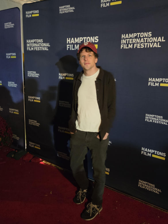 Jesse Eisenberg cieszył się z polskiego obywatelstwa na 34. Hamptons International Film Festival