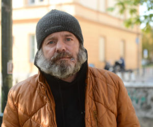 Rozmowa z bezdomnym